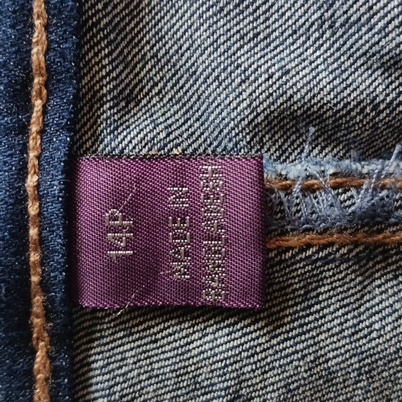 Gloria Vanderbilt All-Around Slimming Effect Jean/ Denim Capri - Picture 9 of 12